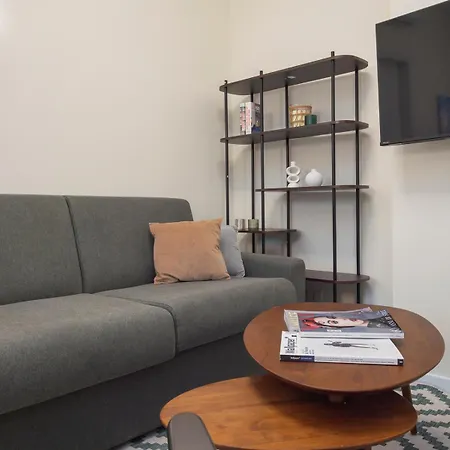 Spacious 2bdr With Balcony Arco-sempione Area, By Rentopolis