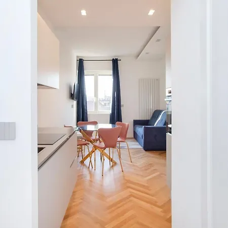 Apartment Fontana18 - Duomo View *