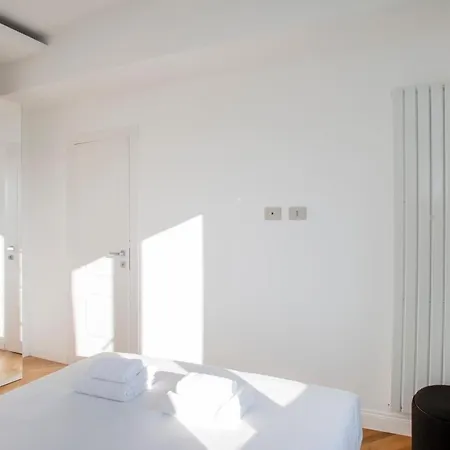 Fontana18 - Duomo View *