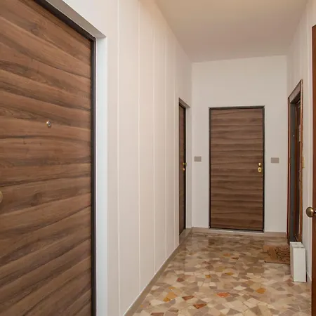 Apartment Fontana18 - Duomo View Milan