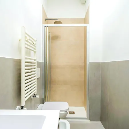 Stylish Near Porta Garibaldi & Metro By Mastery Διαμέρισμα