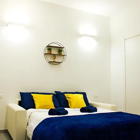 Stylish Studio Near Porta Garibaldi & Metro By Stay Mastery Апартаменты *