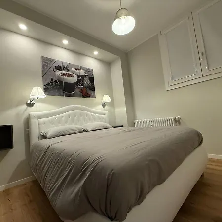 Leopardi Apartment *