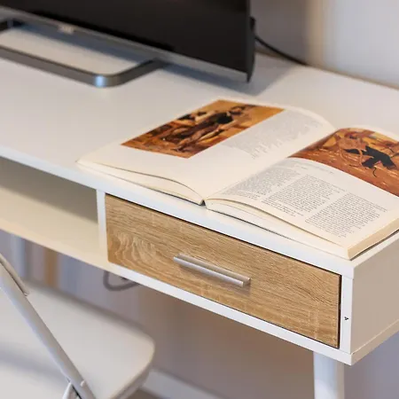 Modern For 4 In Historical Building - Duomo View