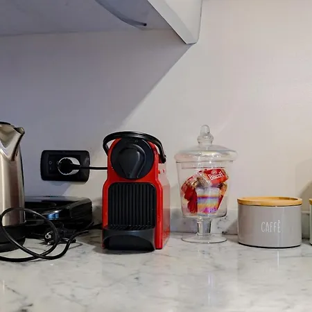 Cozy And Lovely - Center