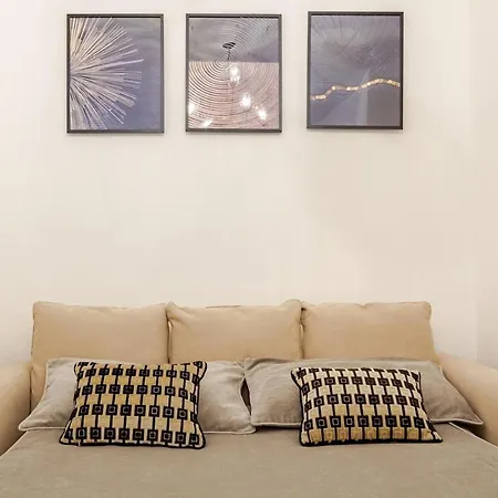 Apartment Duomo Stylish Double Near Metro Milan