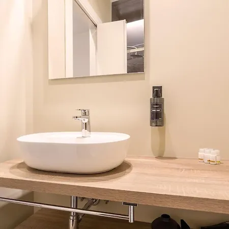 Apartment Duomo Stylish Double Near Metro *