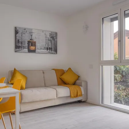 In Financial District 4 Pax *