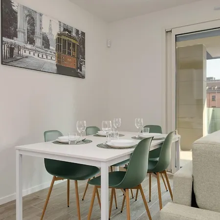 Appartamento In Financial District - Parking