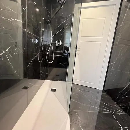 Brera Superior Near Duomo