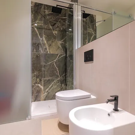 Modern In Galleria Pattari - Steps To Duomo Mediolan