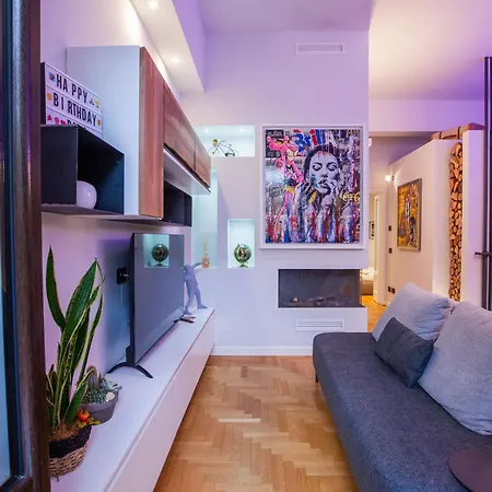 Boutique Con Cortile-design&fashion District Milan