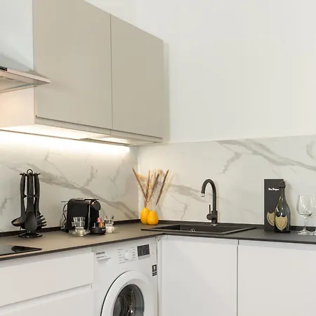 Apartment Umbria Klimt - Near Fondazione Prada