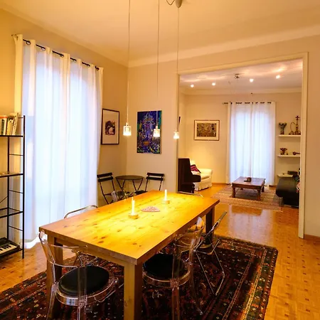 Maestros Vintage Apartment *