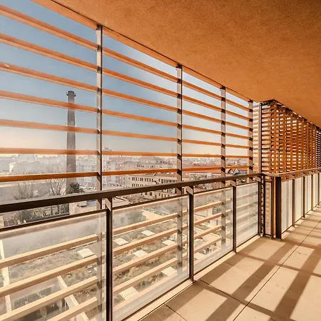 Giax Tower Luxury Oasis Milán