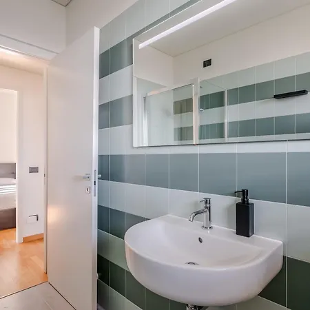 Giax Tower-Pool,Spa&Gym-Niguarda Hospital-10Min To Duomo * 米兰