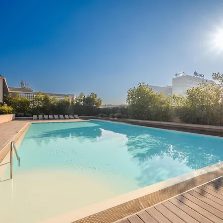 Giax Tower-Pool,Spa&Gym-Niguarda Hospital-10Min To Duomo 米兰