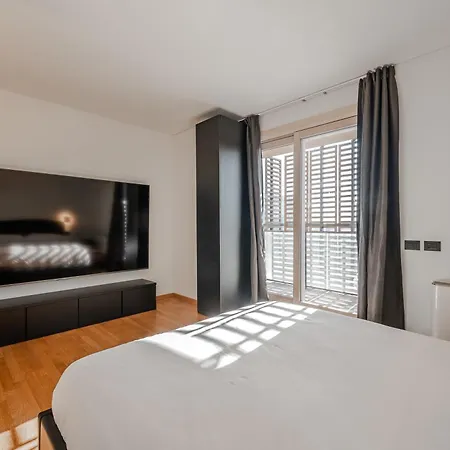 公寓 Giax Tower-Pool,Spa&Gym-Niguarda Hospital-10Min To Duomo