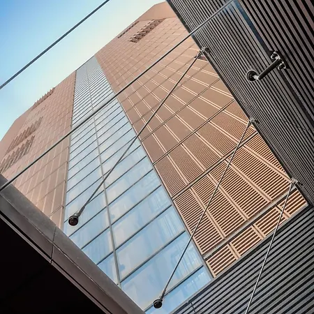 公寓 Giax Tower-Pool,Spa&Gym-Niguarda Hospital-10Min To Duomo 米兰