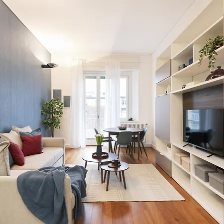 Easylife - Raffinato Con Balcone In Porta Romana Milano