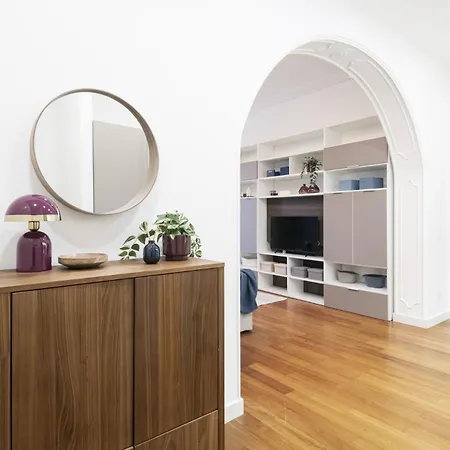 Easylife - Raffinato Con Balcone In Porta Romana Milano