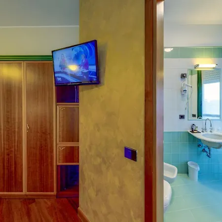 Raffaello Hotel 4*
