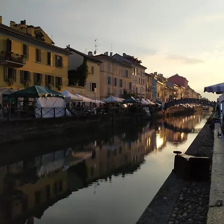 בית אירוח Navigli Con Bagno Privato