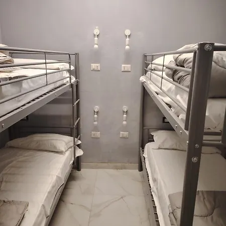 Lion University&youth 2 Penzion