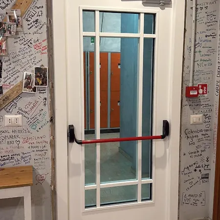 Lion University&youth 2 Gæstehus Milano