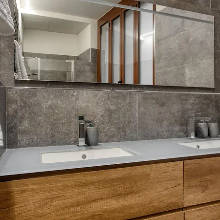 Navigli, 90 Square Meters, Free Parking Ripa Ticinese Appartamento