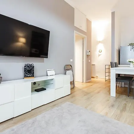 Duomo 10 Minuti Family House 5 Pax Balcone Wifi Mediolan