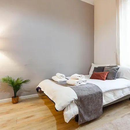 Duomo 10 Minuti Family House 5 Pax Balcone Wifi * Mediolan