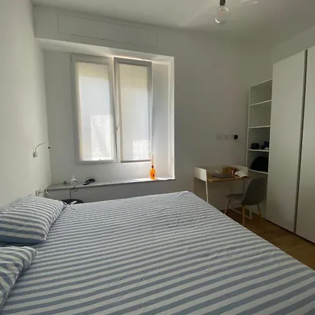 Visconti Di Modrone 18 *