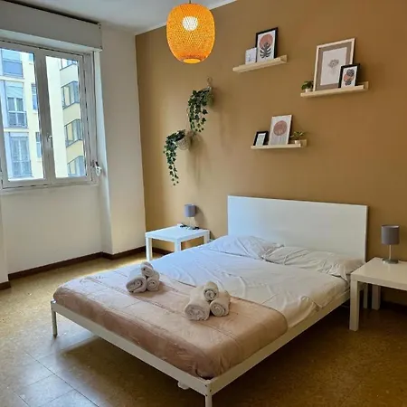 Family 15 Min From Center And Airport Apartament