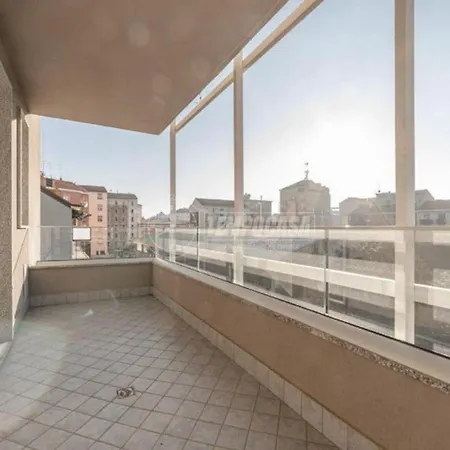 Apartment Bright And Lovely Close To The Centre Milan