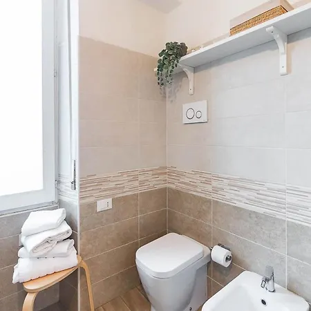 Duomo 10 Minuti Family House 5 Pax Balcone Wifi Apartament *