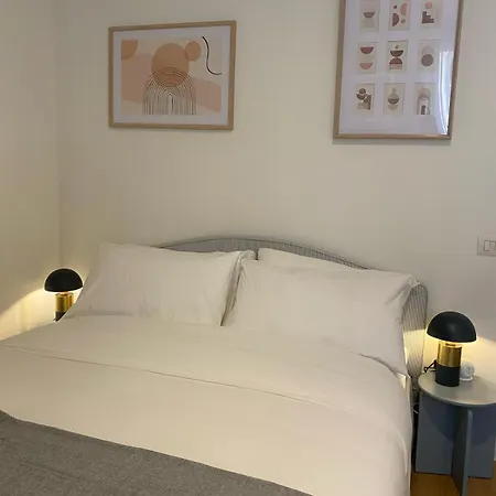Naviglio - Eleganza E Relax A 2 Min Dalla M4 E Dai Navigli Milan
