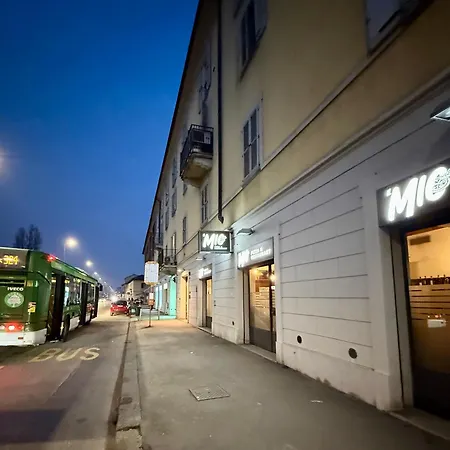 Naviglio - Eleganza E Relax A 2 Min Dalla M4 E Dai Navigli Apartment Milan