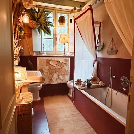 Con Giardino Privato E Sauna *