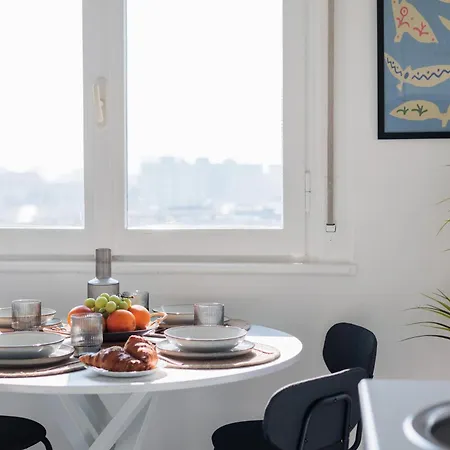 Di Design Con Vista Su Via Tortona * Milano