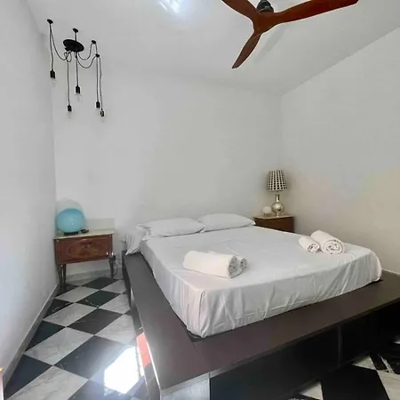 Apartamento Quiet Luminous Flat Historical Center Fast Wi-fi