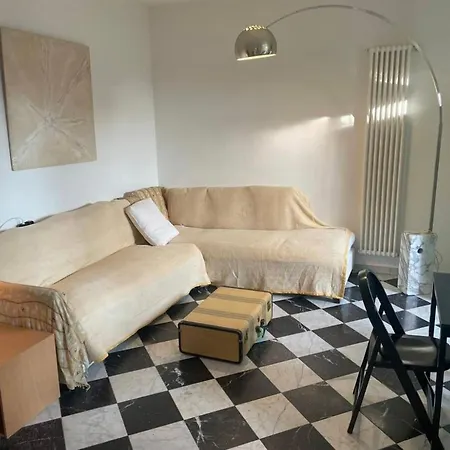 Apartment Quiet Luminous Flat Historical Center Fast Wi-fi