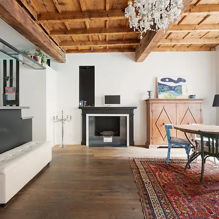 Brera - Castello - Ampio Bilocale Centro 밀라노