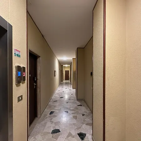 Maison Gucci Apartment