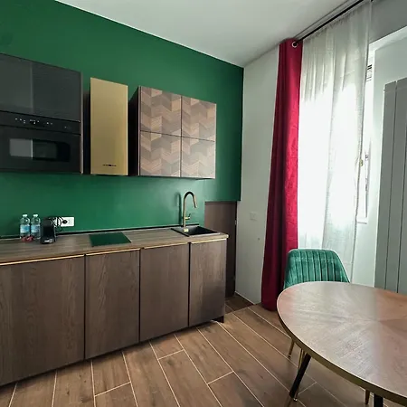 Maison Gucci Apartment *