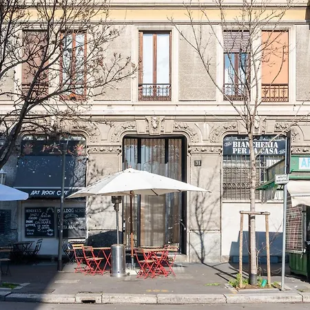 Giulio Flexyrent * Milan