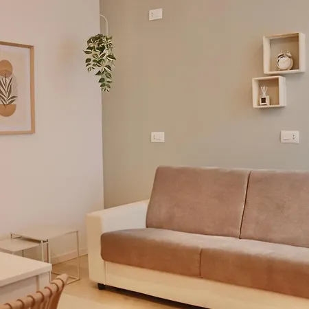 Tiny Attic, Corso Buenosaires, 6min To Duomo 3*