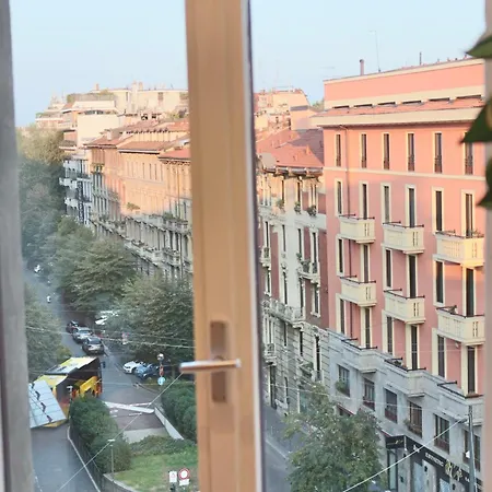 Tiny Attic, Corso Buenosaires, 6min To Duomo 밀라노