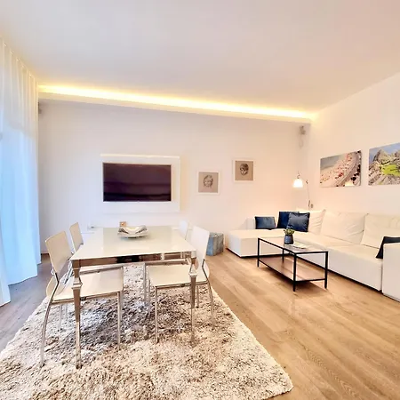 Bella Brera Luxury شقة