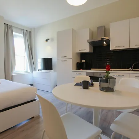 Apartment Hacca Collection - Buenos Aires & Station Mailand